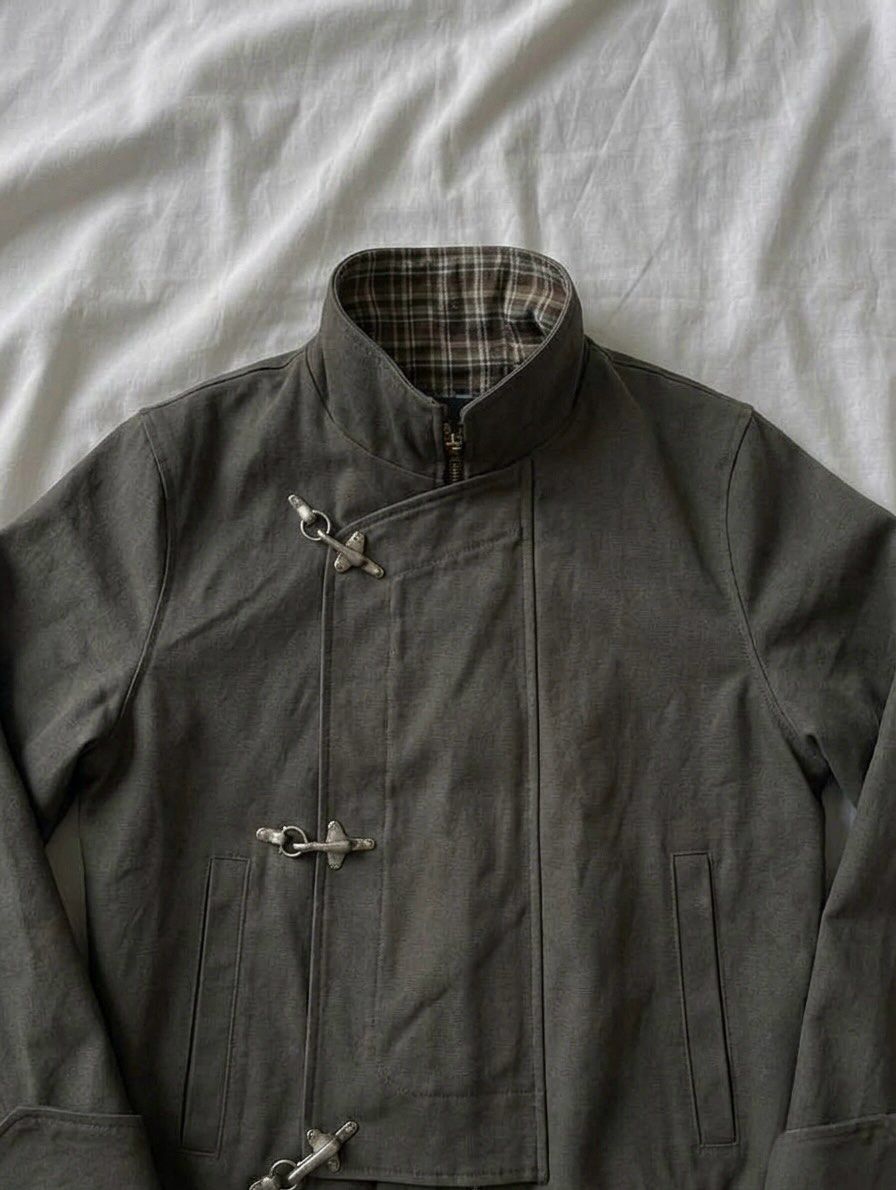 NOIR TOGGLE HOODED JACKET